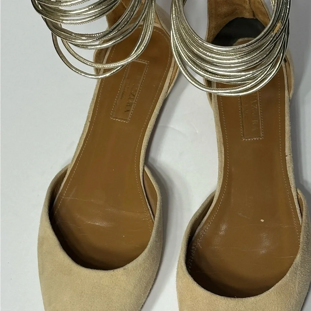 Elegant Beige Ankle Strap Flats ACUAZZURA 7.5 size pre owned good conditions